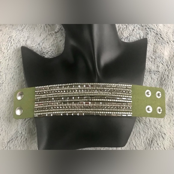 Paparazzi Olive Green Wrap Bracelet - Picture 1 of 5